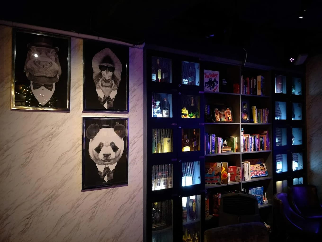 EPL interior